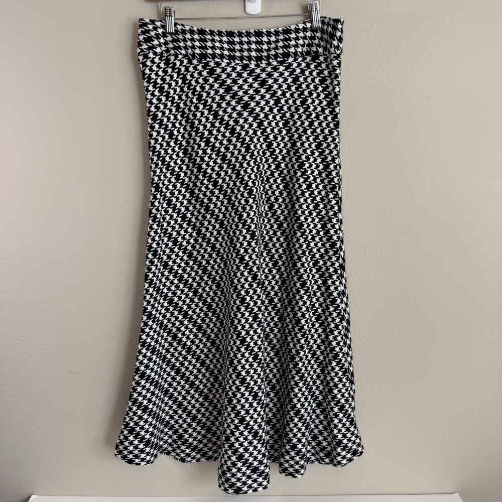 Houndstooth Skirt Black White A Line Midi Flare Preppy 14 Fall Classic Career